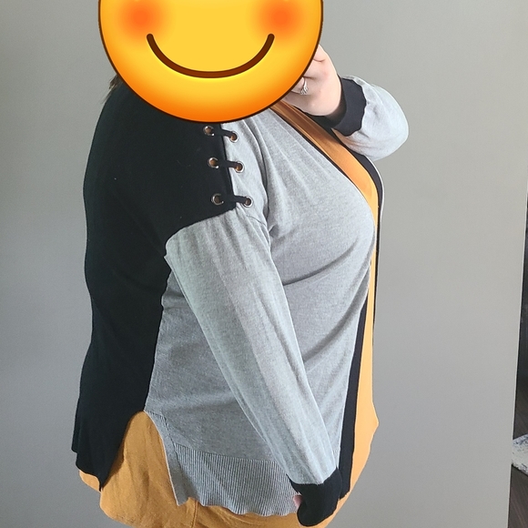 Dex Cardigan - Picture 2 of 6